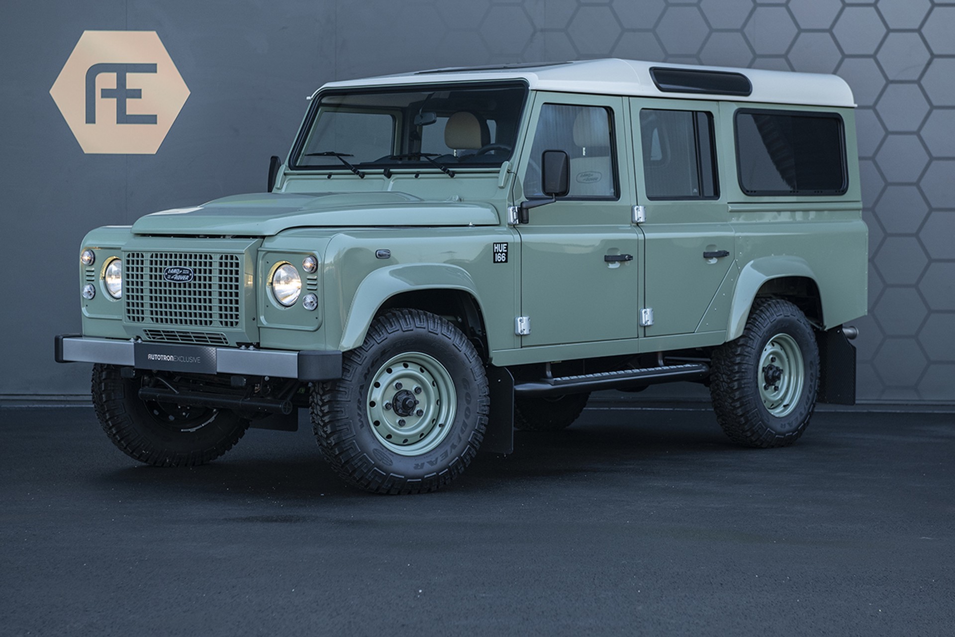 uitstulping Kelder stijl Land Rover Defender - Autotron Exclusive